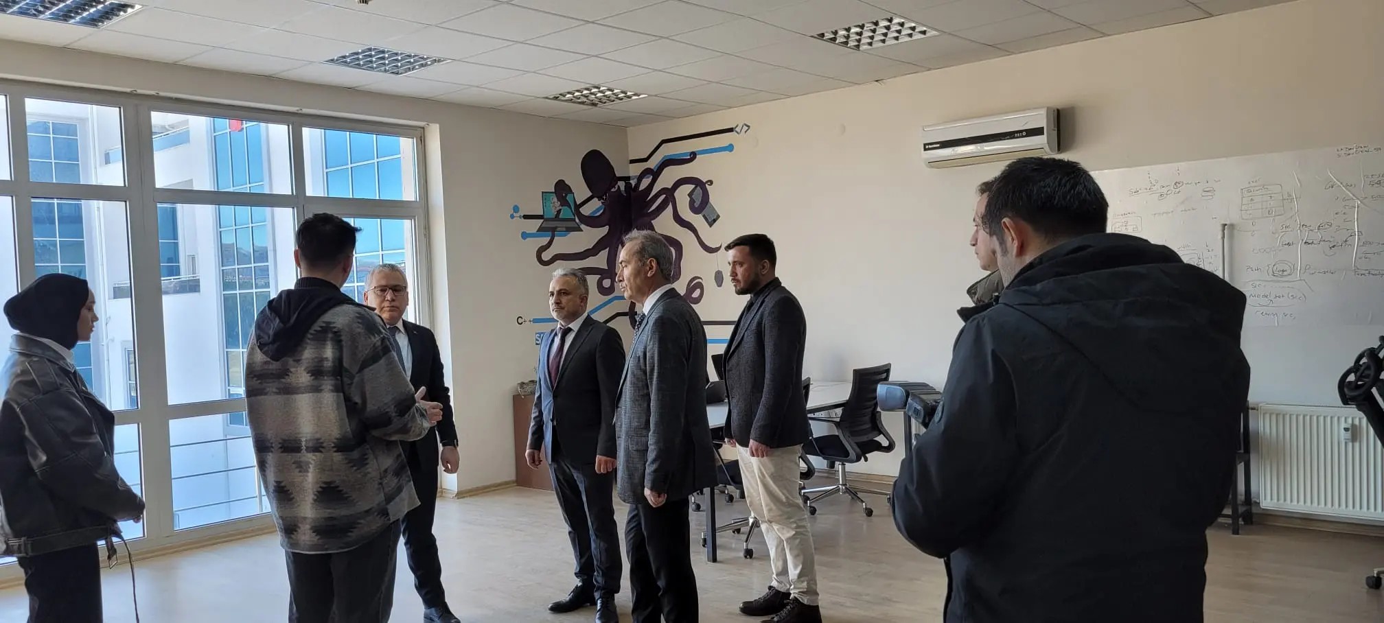Sivas Valisi Dr. Yılmaz Şimşek’ten Cumhuriyet Teknokent’e Ziyaret